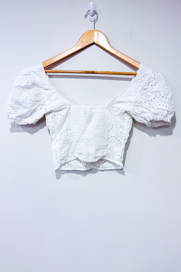 Haut blanc broderie anglaise avec manches bouffantes (s)-SWS Streetwear Society-La Penderie du Paradis 🕊