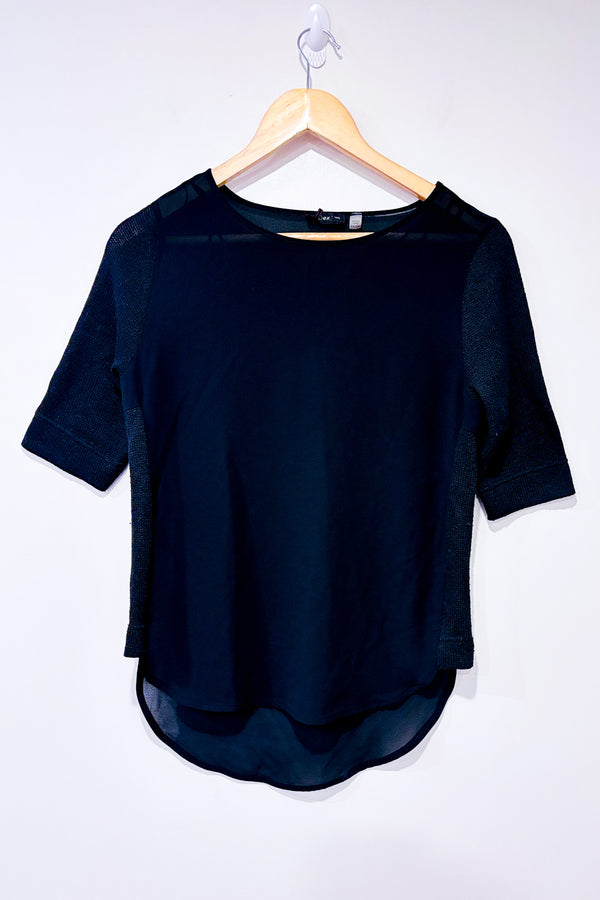 Haut noir avec manches en tricot (xs)-Dex-La Penderie du Paradis 🕊