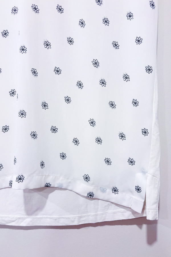 YY_Haut blanc avec fleurs (s)-Camber & Grace-La Penderie du Paradis 🕊