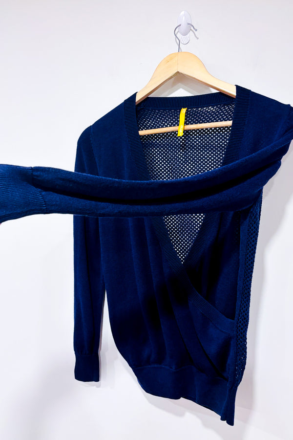 Haut cache-coeur marine en tricot avec maille au dos (s)-Lolë-La Penderie du Paradis 🕊
