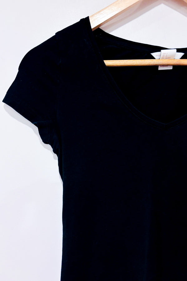T-shirt basic noir (s)-H&M-La Penderie du Paradis 🕊