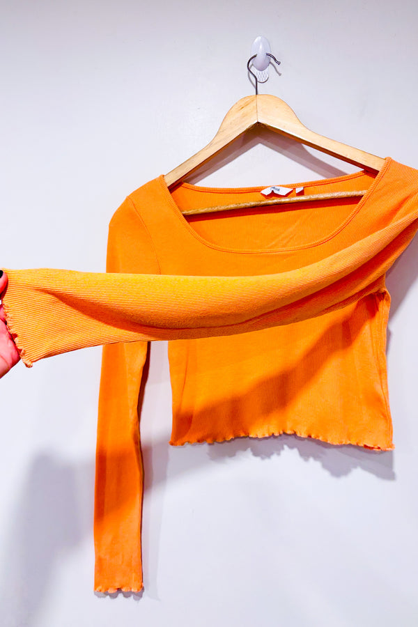 Chandail court orange côtelé (m)-Defrost-La Penderie du Paradis 🕊