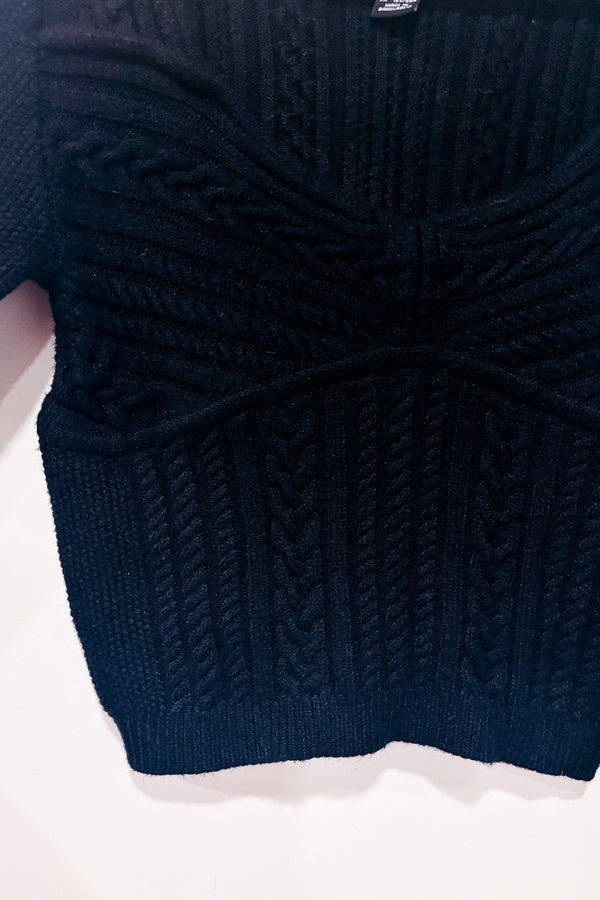 Chandail coupé noir en tricot seconde main - Forever21- La Penderie du Paradis