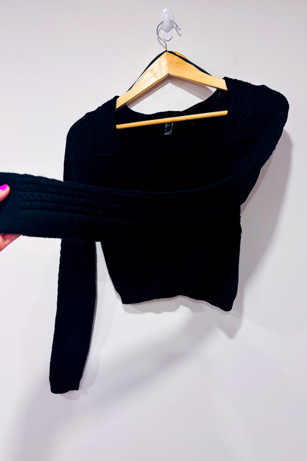 Chandail coupé noir en tricot seconde main - Forever21- La Penderie du Paradis