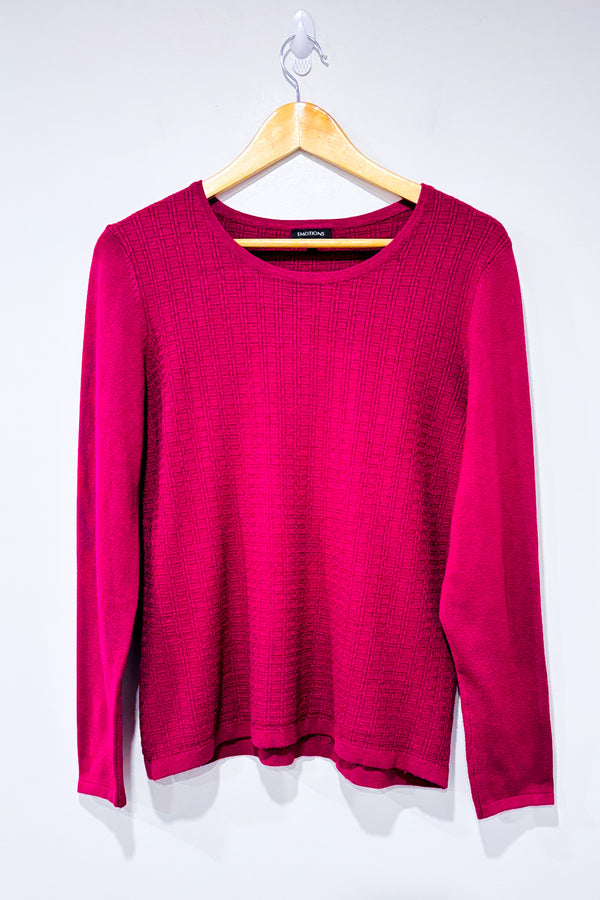 Chandail framboise en tricot léger seconde main - Emotions- La Penderie du Paradis