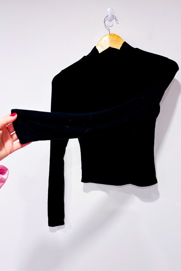 Chandail noir côtelé à col montant seconde main - Garage- La Penderie du Paradis