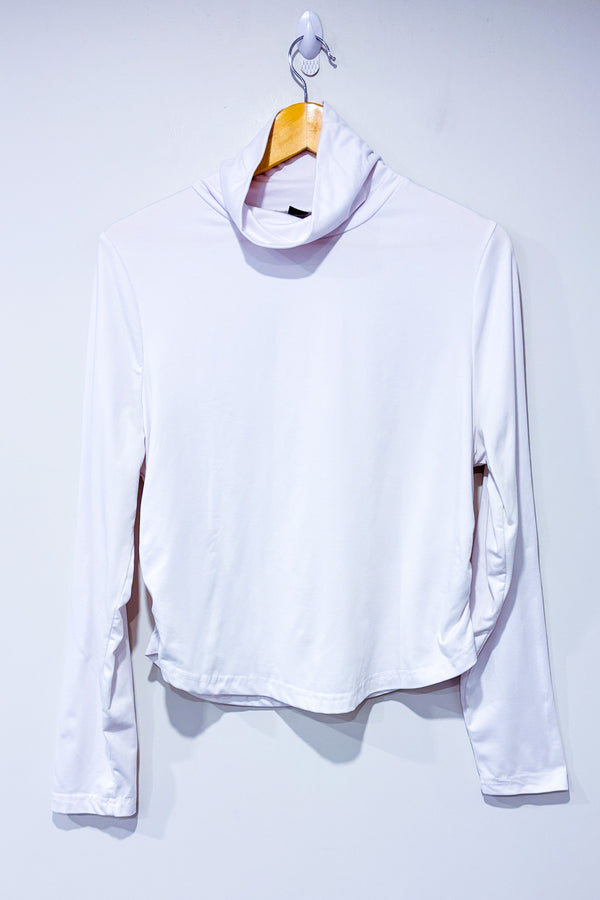 Chandail blanc à col haut seconde main - SHEIN- La Penderie du Paradis