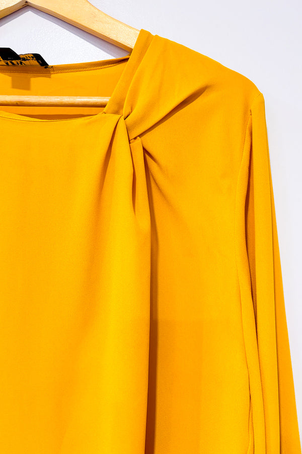 Haut safran fluide seconde main - SFW Suitable for Work- La Penderie du Paradis