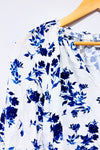 Blouse fluide blanche à fleurs bleues seconde main - Old Navy- La Penderie du Paradis