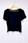 T-shirt noir basique seconde main - Cleo Petite- La Penderie du Paradis
