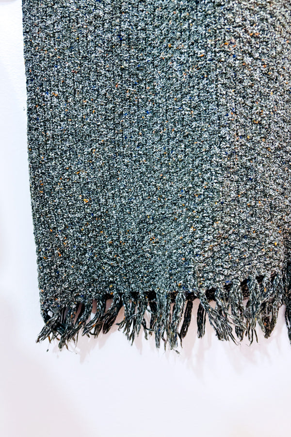 Haut ample vert en tricot avec franges seconde main - AE Sports and co.- La Penderie du Paradis