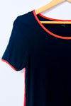 T-shirt noir à bandes oranges seconde main - Simons- La Penderie du Paradis