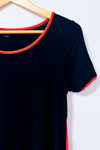 T-shirt noir à bandes oranges seconde main - Simons- La Penderie du Paradis