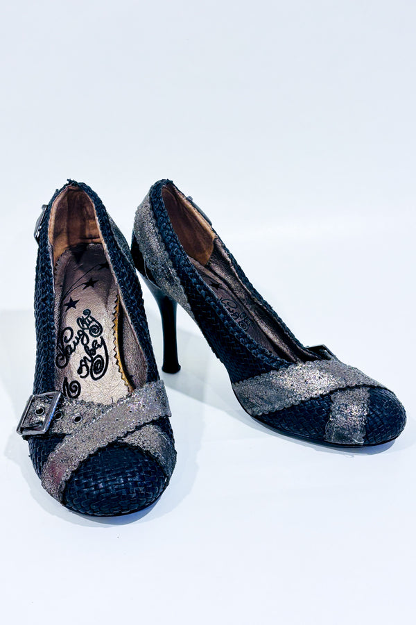 Chaussures noires avec paillettes or (6.5)-Naughty Monkey-La Penderie du Paradis 🕊