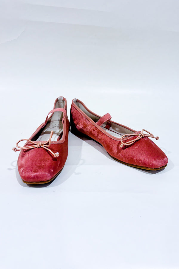 Chaussures ballerine rose en velours avec bride* seconde main - Oasis Society- La Penderie du Paradis