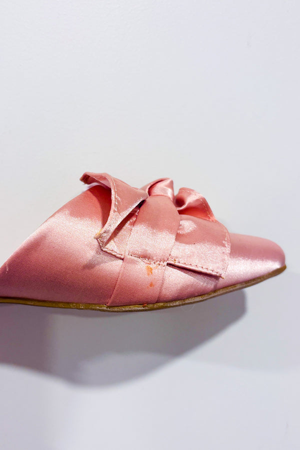 Mules satinées roses à nœud pointu seconde main - Yoki- La Penderie du Paradis