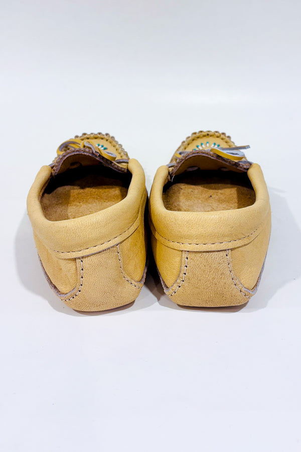 Mocassin intérieur beige en cuir avec perles* seconde main - Bastien- La Penderie du Paradis