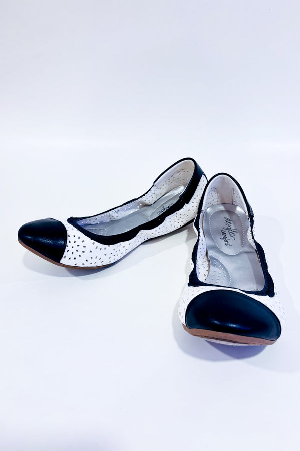 Chaussures ballerine blanches et noires (7)-Dexflex by Dexter-La Penderie du Paradis 🕊