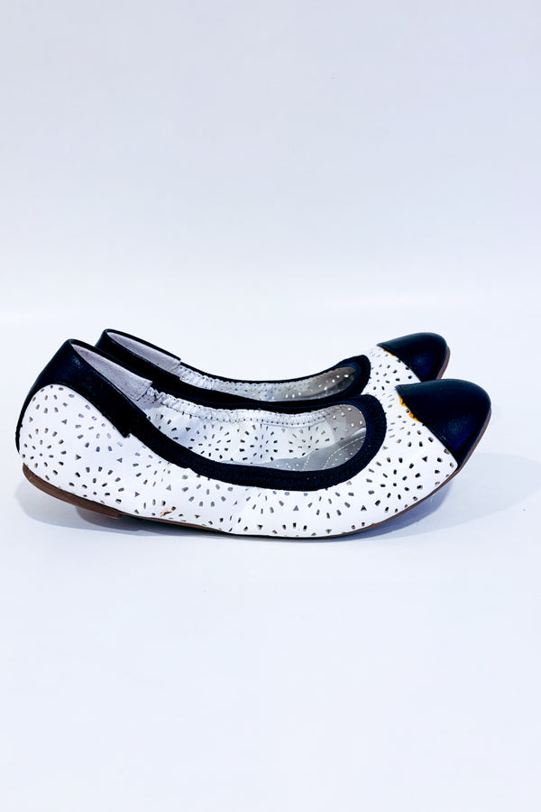 Chaussures ballerine blanches et noires (7)-Dexflex by Dexter-La Penderie du Paradis 🕊