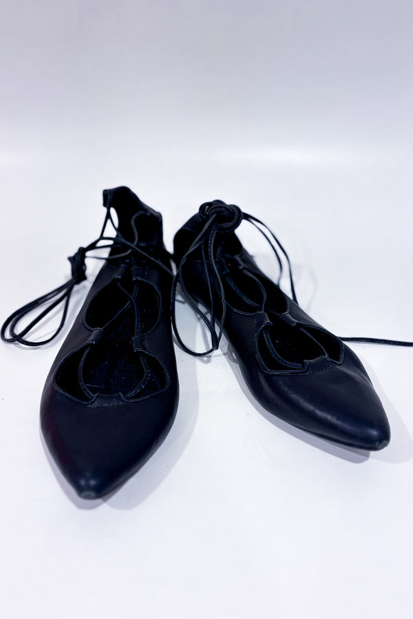 Chaussures noire lacées (7)-GAP-La Penderie du Paradis 🕊