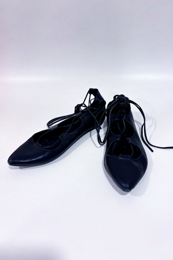 Chaussures noire lacées (7)-GAP-La Penderie du Paradis 🕊