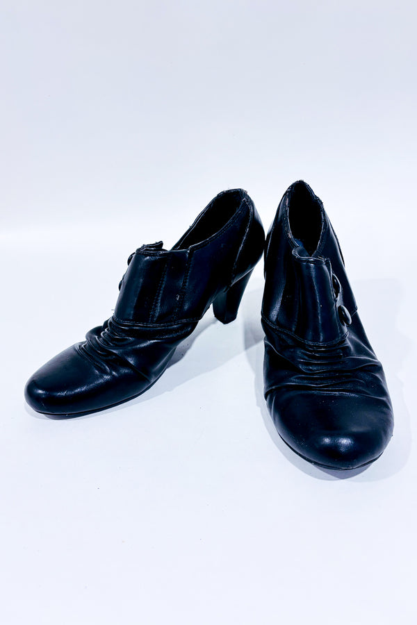 Chaussures noires (7.5)-Alberto-La Penderie du Paradis 🕊