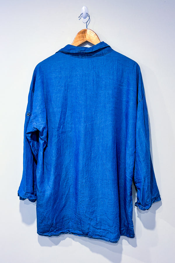 Chemise bleu jeans ''Love is a beautiful thing'' (xl) seconde main Autres