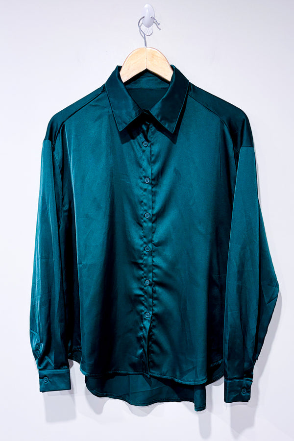 Chemise satinée vert forêt (s)-SHEIN-La Penderie du Paradis 🕊