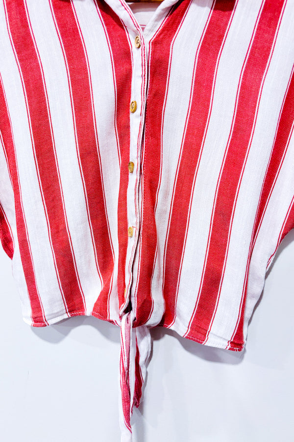 Chemisier court blanc et rouge rayé à nouer (xs)-Garage-La Penderie du Paradis 🕊