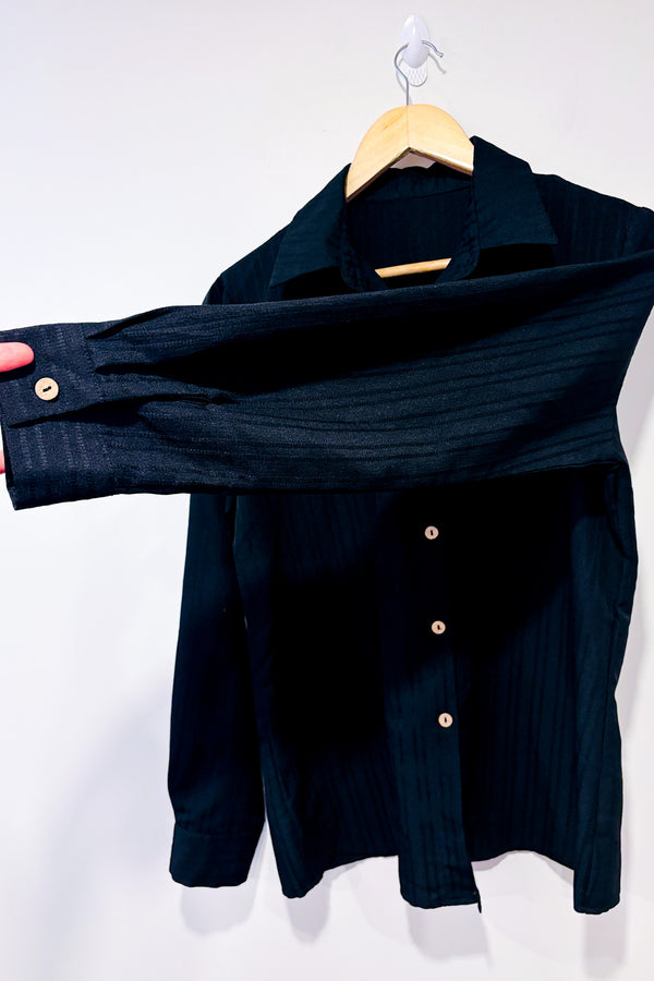 Chemise noire à rayures (m)-Autres-La Penderie du Paradis 🕊