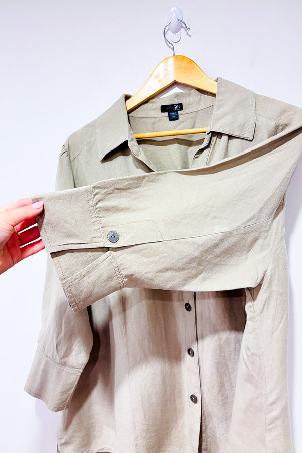 Chemise beige en lin (1X)-East 5th-La Penderie du Paradis 🕊