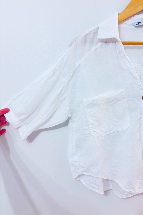 Chemise courte blanche en lin seconde main - Zara- La Penderie du Paradis