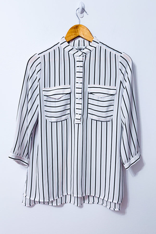 Blouse blanche et noire rayée* seconde main - Reitmans- La Penderie du Paradis