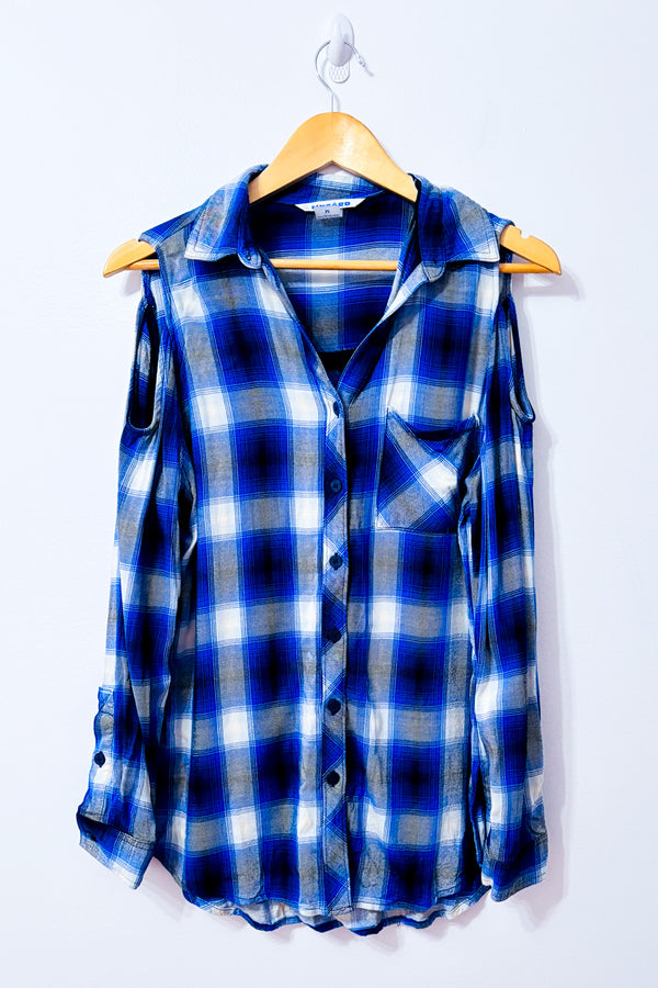 Chemise bleue à carreaux à épaules dénudées seconde main - Nygård- La Penderie du Paradis