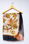 Foulard carré à motif oiseau brun et crème seconde main - Autres- La Penderie du Paradis