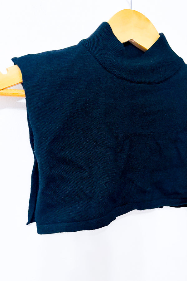Faux col roulé noir en tricot seconde main - Emotions- La Penderie du Paradis