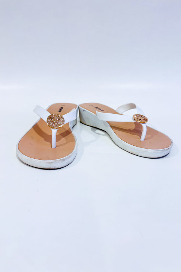 Gougounes blanches (7)-Ardene-La Penderie du Paradis 🕊