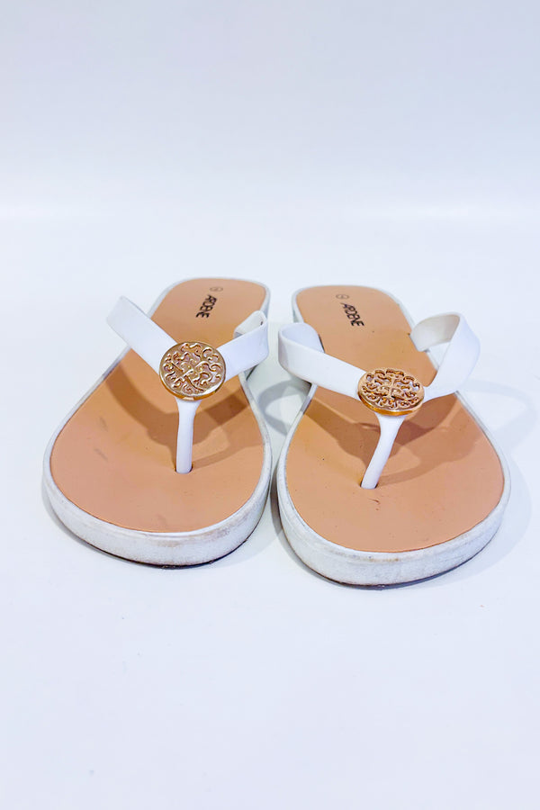 Gougounes blanches (7)-Ardene-La Penderie du Paradis 🕊