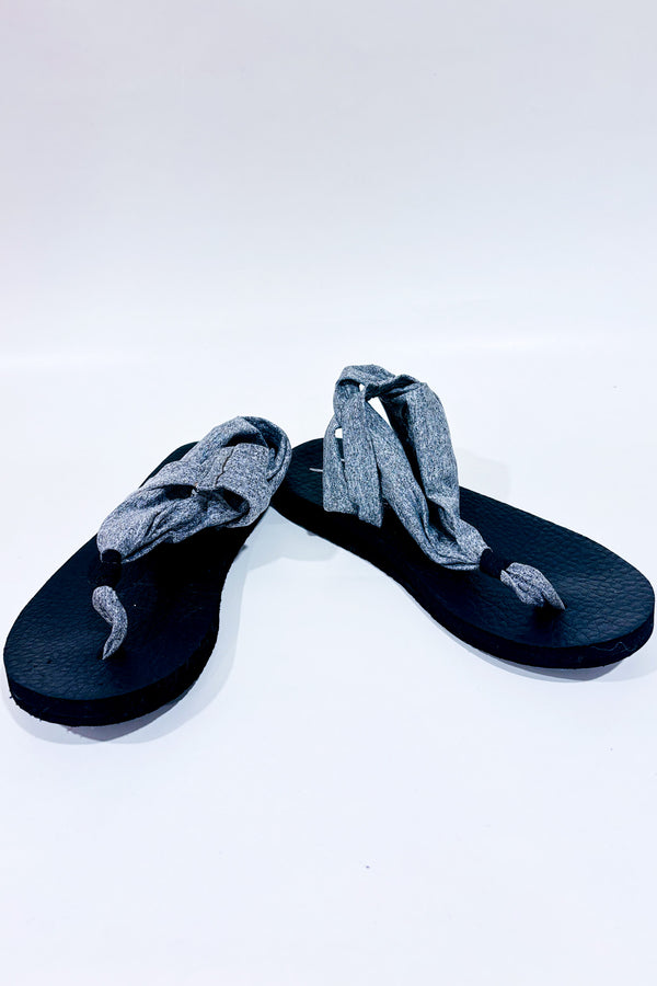 Gougounes grises (6)-Skechers-La Penderie du Paradis 🕊