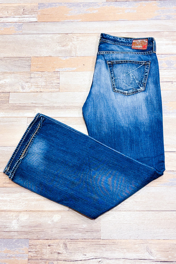 Jeans bleu délavé - Homme* seconde main - Adriano Goldshmied- La Penderie du Paradis