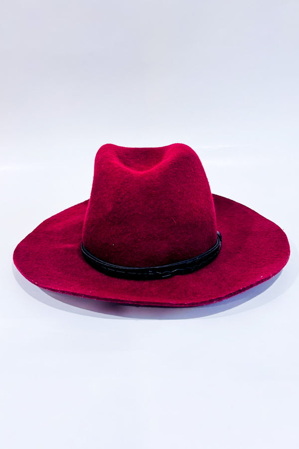 Chapeau bourgogne en laine (m)-Zara-La Penderie du Paradis 🕊