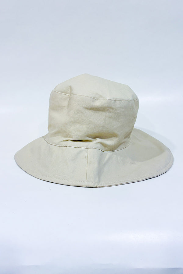 Chapeau beige en coton-Autres-La Penderie du Paradis 🕊