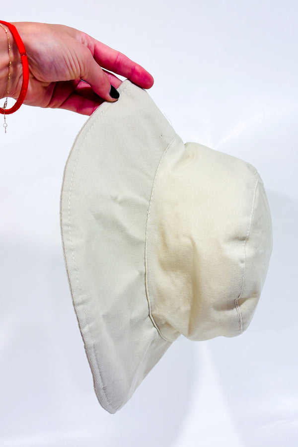 Chapeau beige en coton-Autres-La Penderie du Paradis 🕊