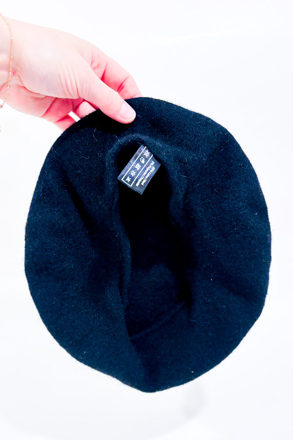 Béret noir en laine classique seconde main - Autres- La Penderie du Paradis