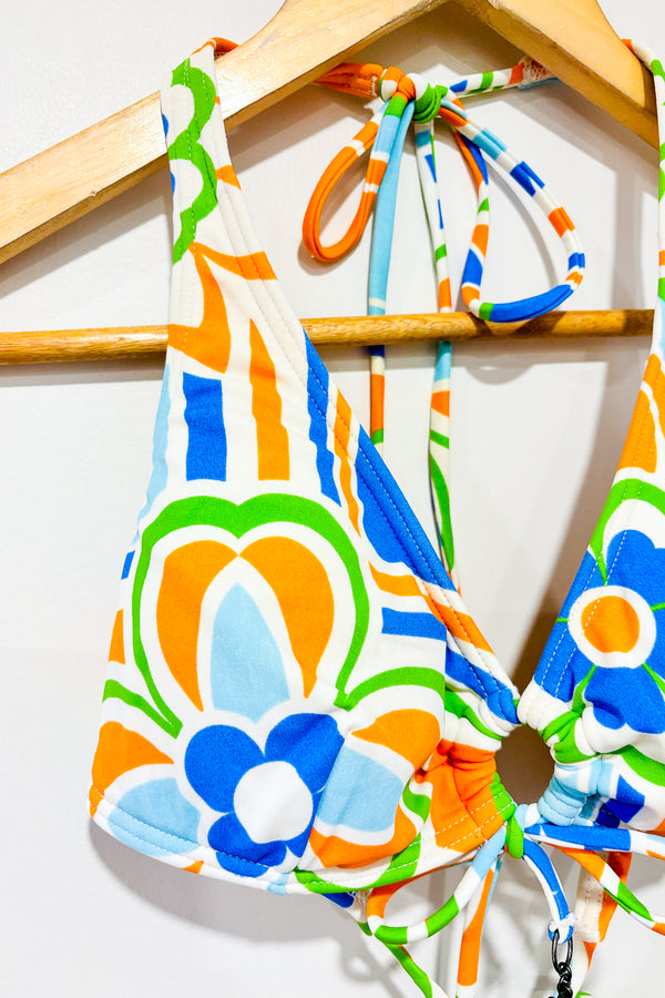 Haut de maillot de bain orange et bleu (m) -- La Penderie du Paradis ?