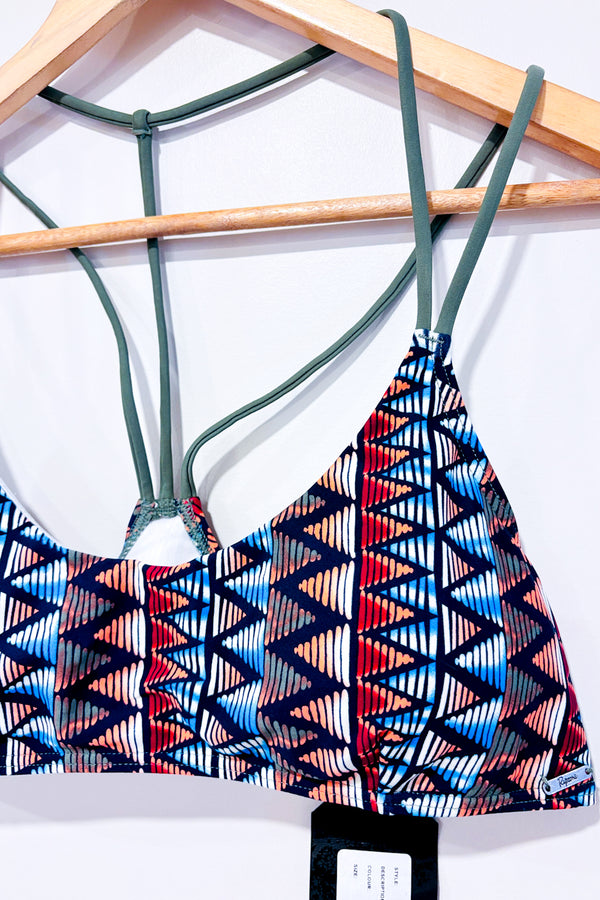 Haut de maillot de bain rouge bleu et vert à motifs (xl)-Ripzone-La Penderie du Paradis 🕊