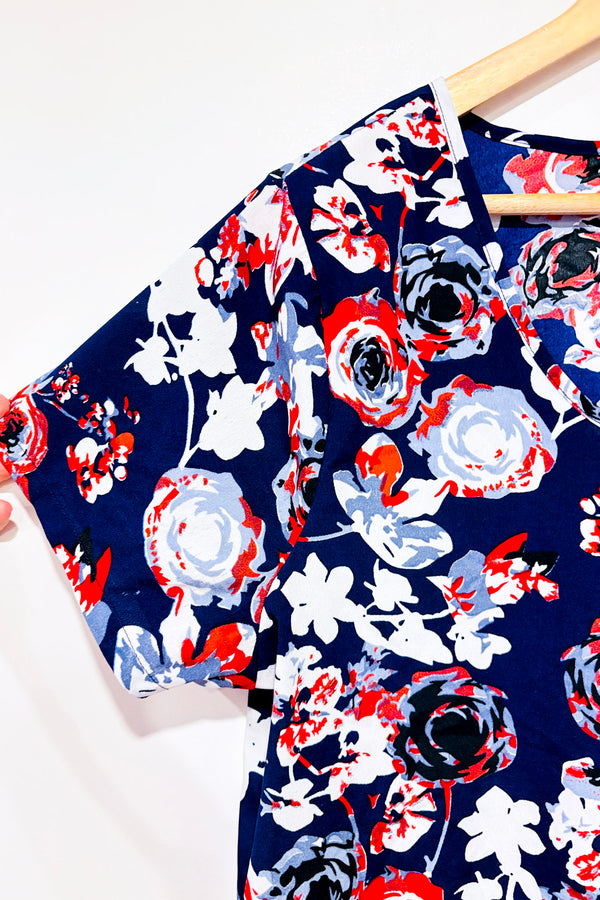 Haut marine fleuri (xl)-Pentagone-La Penderie du Paradis 🕊