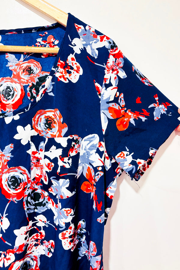 Haut marine fleuri (xl)-Pentagone-La Penderie du Paradis 🕊