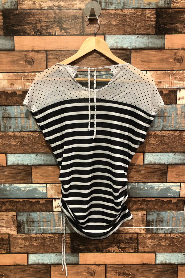 Haut noir et blanc rayé et à pois (xs) seconde main Grenier