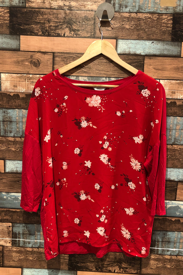 Haut rouge fleuri Le Relax (l) seconde main Reitmans